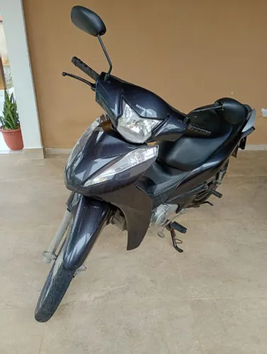 Biz 110i com partida elétrica