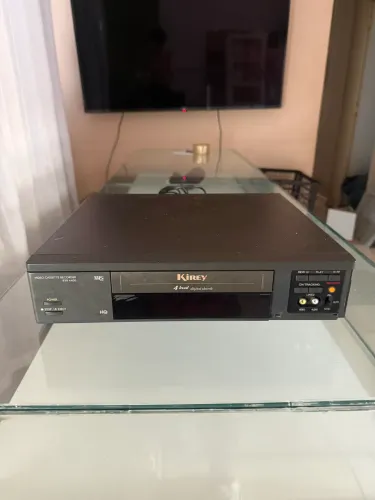 Videocassete Kirey KVR 4400, 4 Head Digital Shuttle.