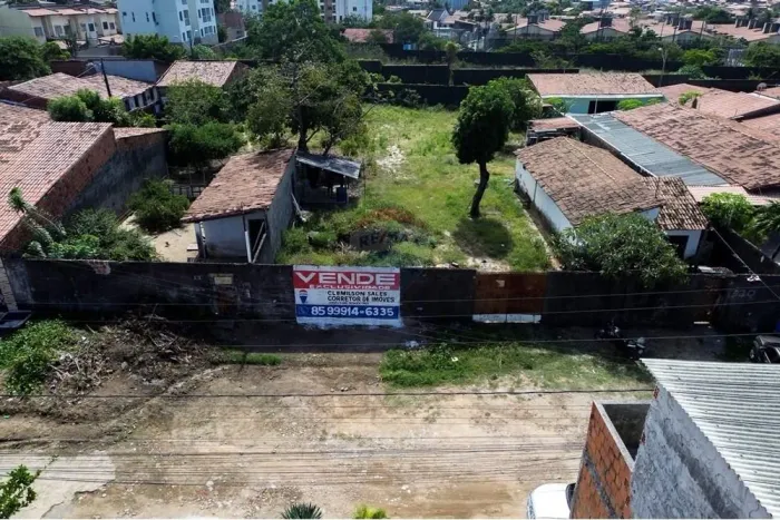 Terreno no Jangurussu ótimo para investimento