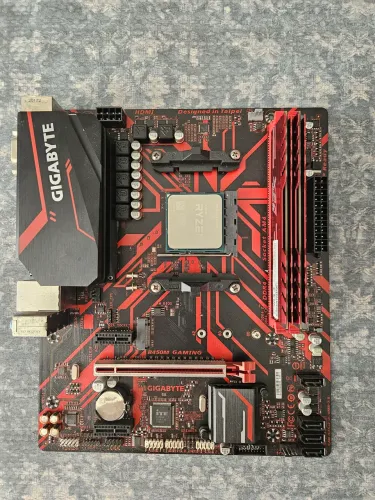 KIT AMD AM4 RYZEN 5 5500, B450 E 16GB DE RAM (2X8GB)