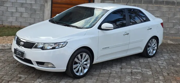 Kia Motors Cerato 1.6 16V Aut. 2013