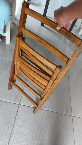 Cadeira de madeira plegable 