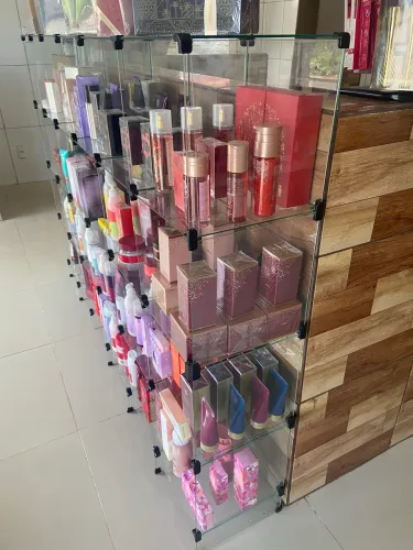 Vidro temperado para vitrines - Ideal para Lojas, Exposição ou Organização