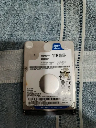 HD de 1tera(1000gb) funcionando perfeitamente.