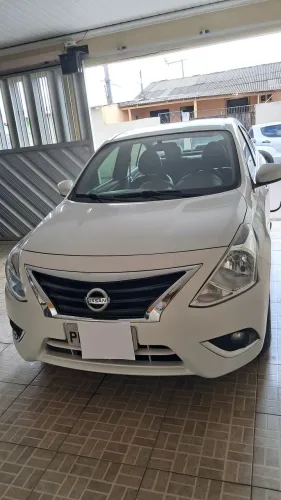 Nissan Versa SL 1.6 16V Flex Fuel 4P Mec. 2016