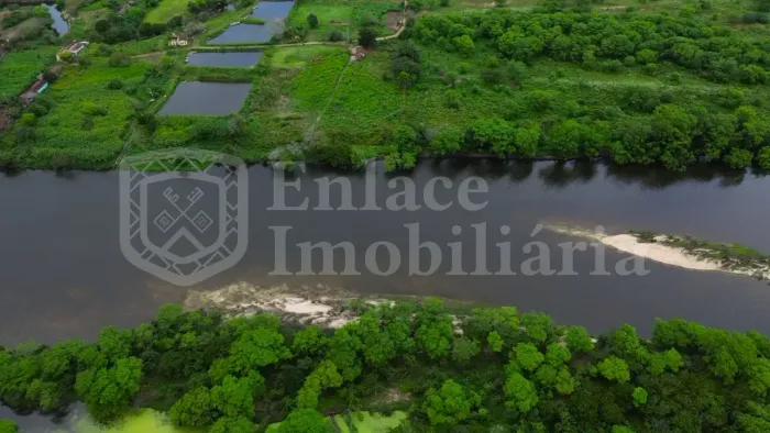 Vendo propriedade de 31 hectares às margens do Rio Paraíba e da pista | 1h20 de João Pesso