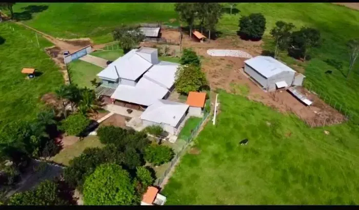 CHÁCARA 3 ALQUEIRES PERTO DE CALDAS NOVAS | 6 QUARTOS + LAZER + REPRESAS