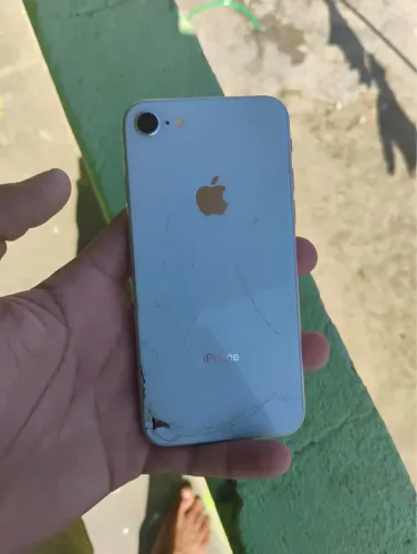 VENDO IPHONE 8 !
