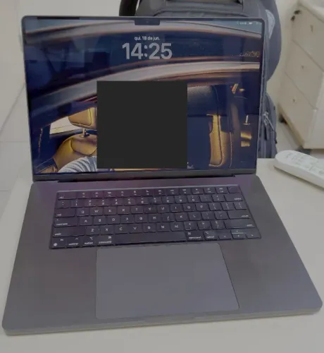 USADO - MacBook PRO - M4 MAX - 36GB DE RAM - 1TB