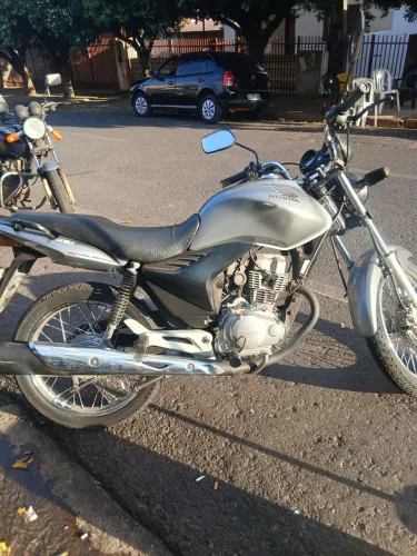 HONDA/ CG 150 FAN ESDI COR PRATA