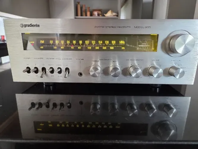 Receiver Gradiente Model 900