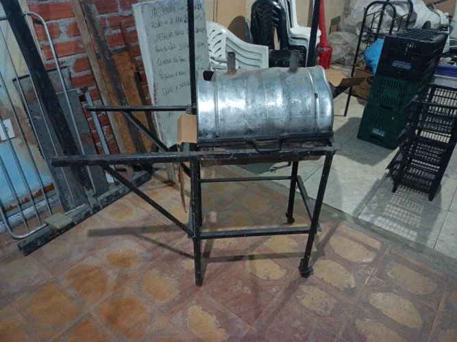 Churrasqueira barril