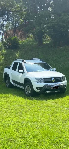 Renault Duster Oroch Dyna. 2.0 Hi-flex 16V Mec. 2016