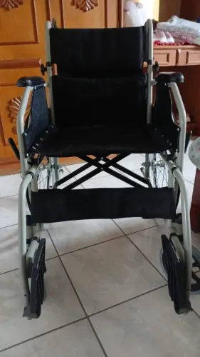 Cadeira de Rodas