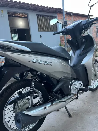 VENDO BIZ 110I SEMI-NOVA