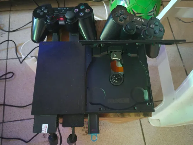Playstation 2 Slim com Leitor
