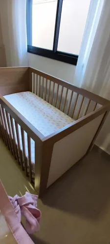 Berço e colchão