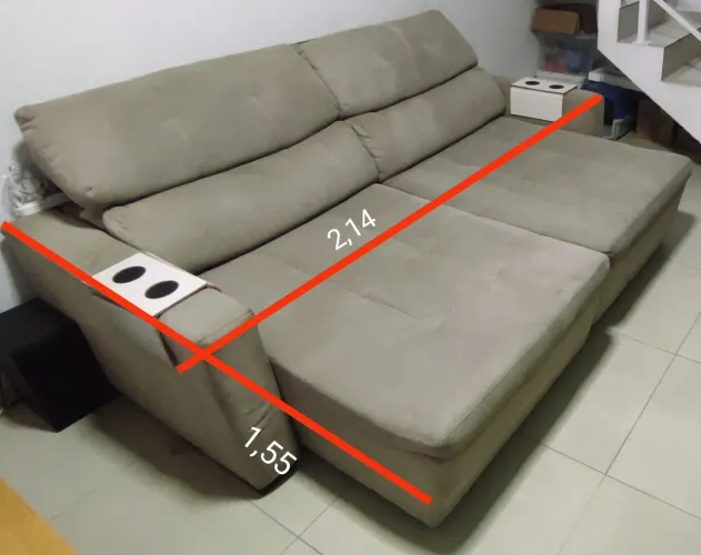 Sofá retrátil 4 lugares. Não entrego