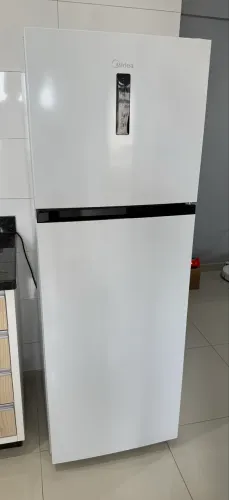 GELADEIRA EM PERFEITO ESTADO