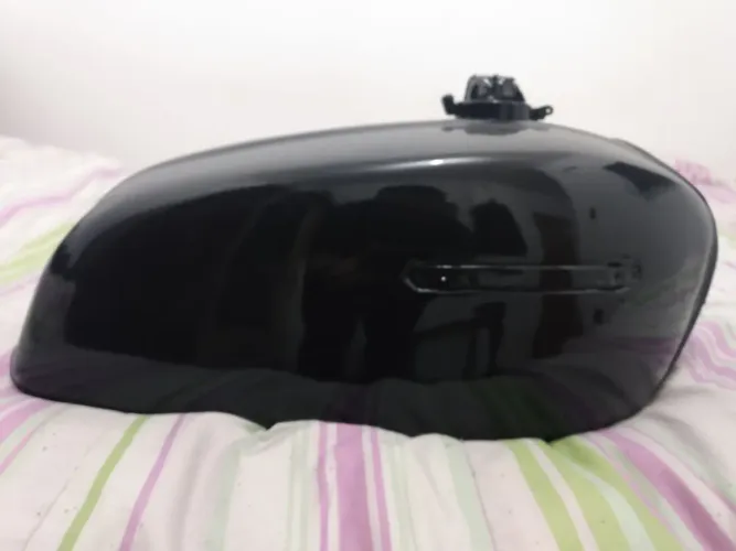 Tanque Moto Suzuki GT c/ tampa (GT380 / GT550 / GT750)