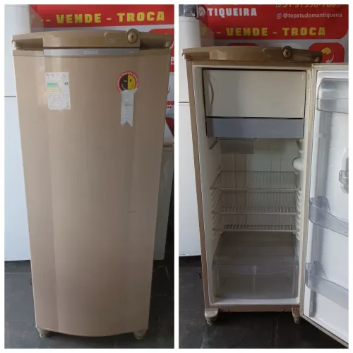 Geladeira Cônsul Degelo Seco beje funcionando perfeitamente!