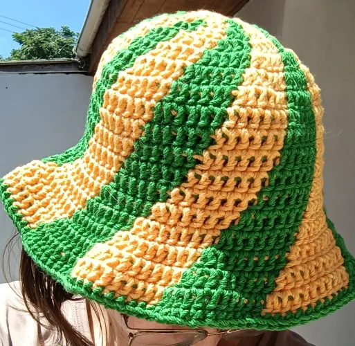 Chapéu Lolipop de crochê - Brasil