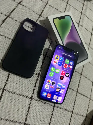 iPhone 14 *semi novo*