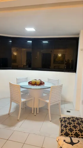 Mesa para varanda perfeito estado .