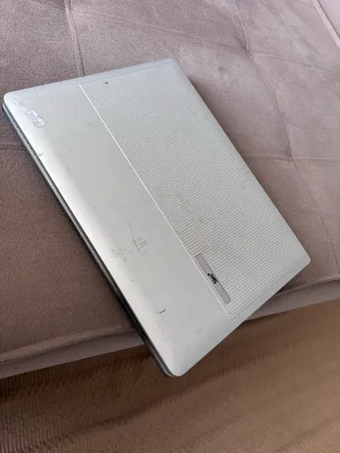 Notebook para retirada de peças