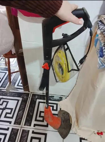 Aparador de grama 220v