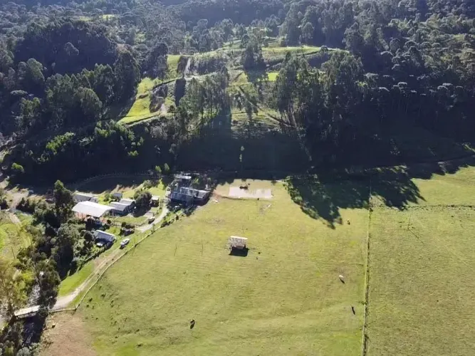 Imóvel para venda tem 108000 metros quadrados com 4 quartos em Urubici - Urubici - SC