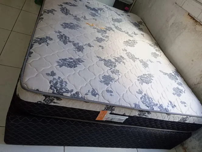 Cama box casal 