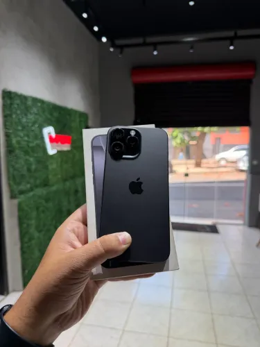 iPhone 16 Pro Max 256Gb