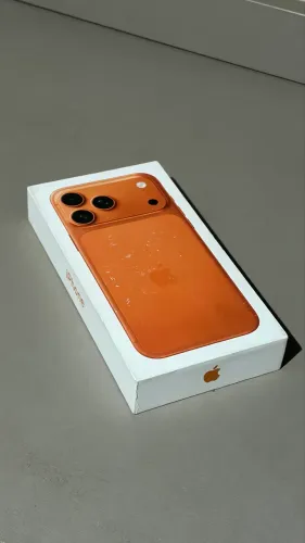 IPHONE 17 pro max 