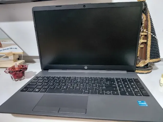 Notebook HP 256R G9 Intel Core i3 1315U 8GB 256GB 15,6? Windows 11 Intel UHD Graphics BQ9K