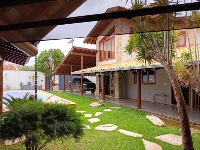 Casa à venda, 3 quartos, 3 suítes, 4 vagas, Olinda - Uberaba/MG