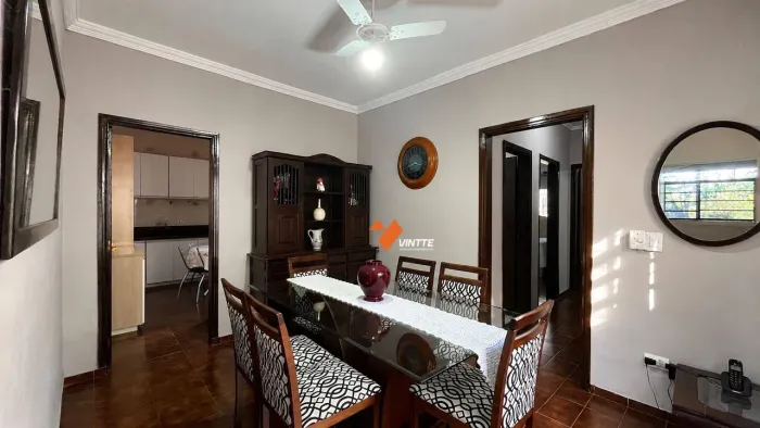 Casa com 4 dormitórios à venda, 204 m² por R$ 460.000,00 - Jardim Estoril - Presidente Pru