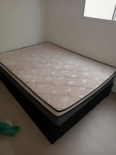 Cama Box Casal Colchão Gazin Maximus Molas Ensacadas 138x188x62cm Cinza e Preto
