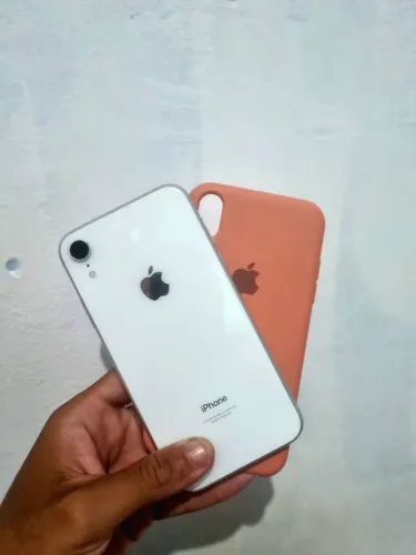 iPhone XR 64GB Branco - Bateria 100%