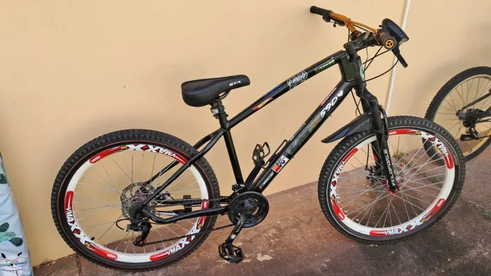 Montainbike aro 26, 21 marchars