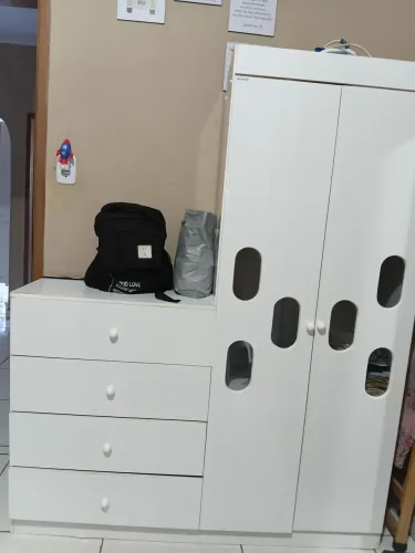 Guarda roupa infantil