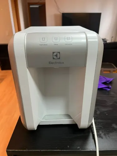 Purificador Electrolux Eletrônico Compacto Efficient Painel Digital Bivolt Branco