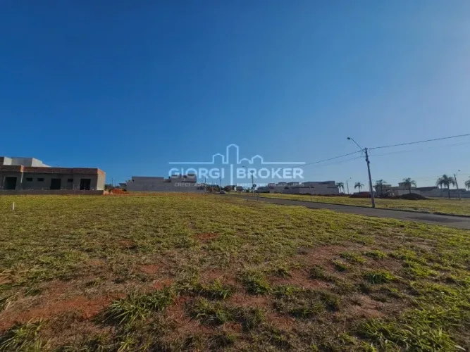 Terreno em Condomínio de Luxo à Venda em São José do Rio Preto-SP no Residencial Maria Júl