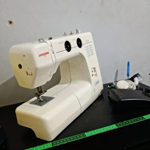 Máquina janome 2008