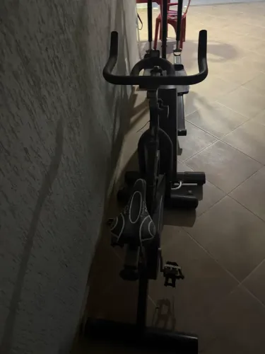Bicicleta Ergométrica Movement