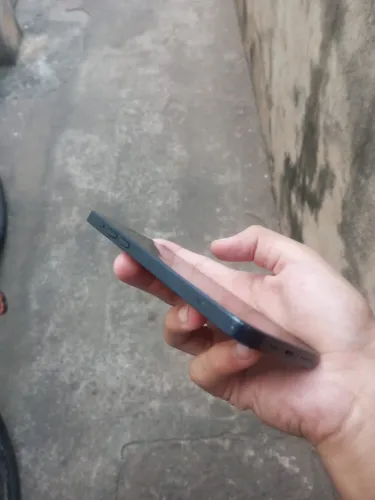 iPhone 12, 64GB