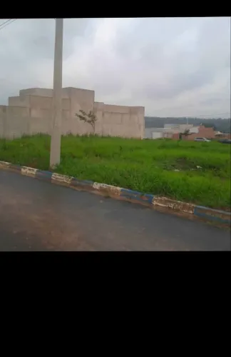 Terreno em mombuca