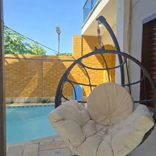 Kit de varanda e piscina.