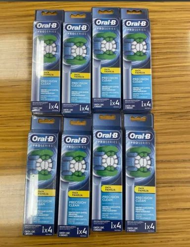 8 caixas com 4 unidades de refil oral-b pro series precision clean em cada caixa.