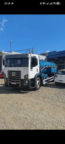 Caminhão Vácuo Limpa fossa vó 